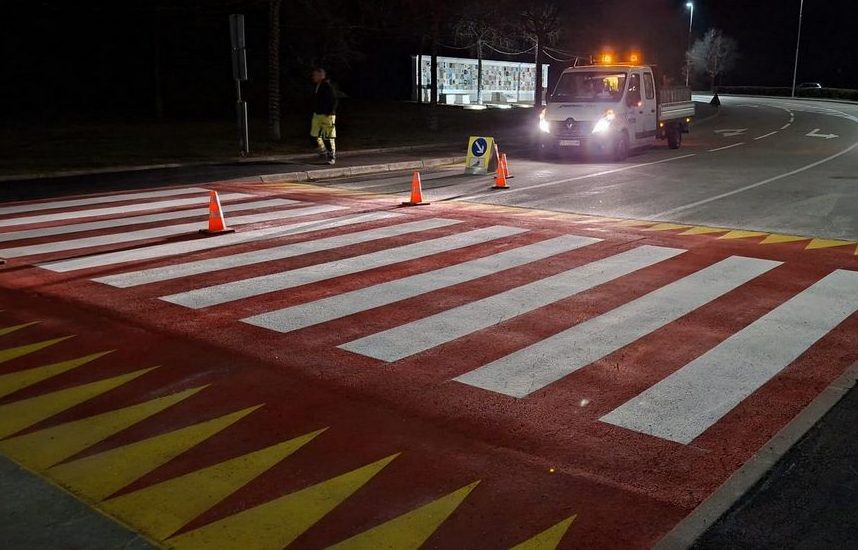 Farbanje usporivača prometa